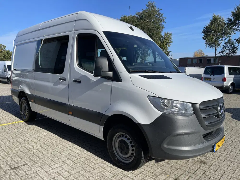 Mercedes-Benz Sprinter 317 1.9 CDI 170pk L2H2 DC 7 persoons uit 2021, foto 4