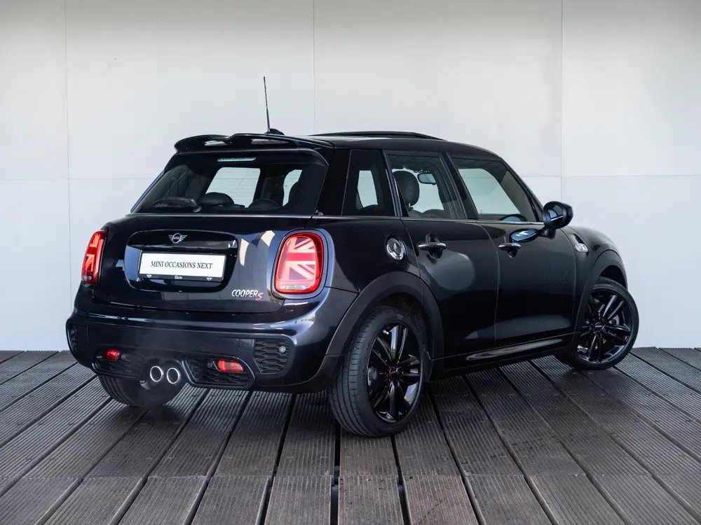 Mini John Cooper Works Cooper S uit 2020, foto 2