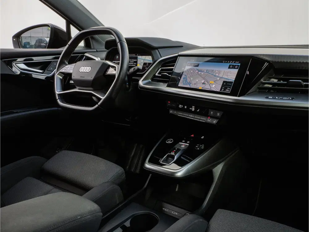 Audi Q4 e-tron 40 Launch edition Advanced 77 kWh SOH 90% uit 2021, foto 3