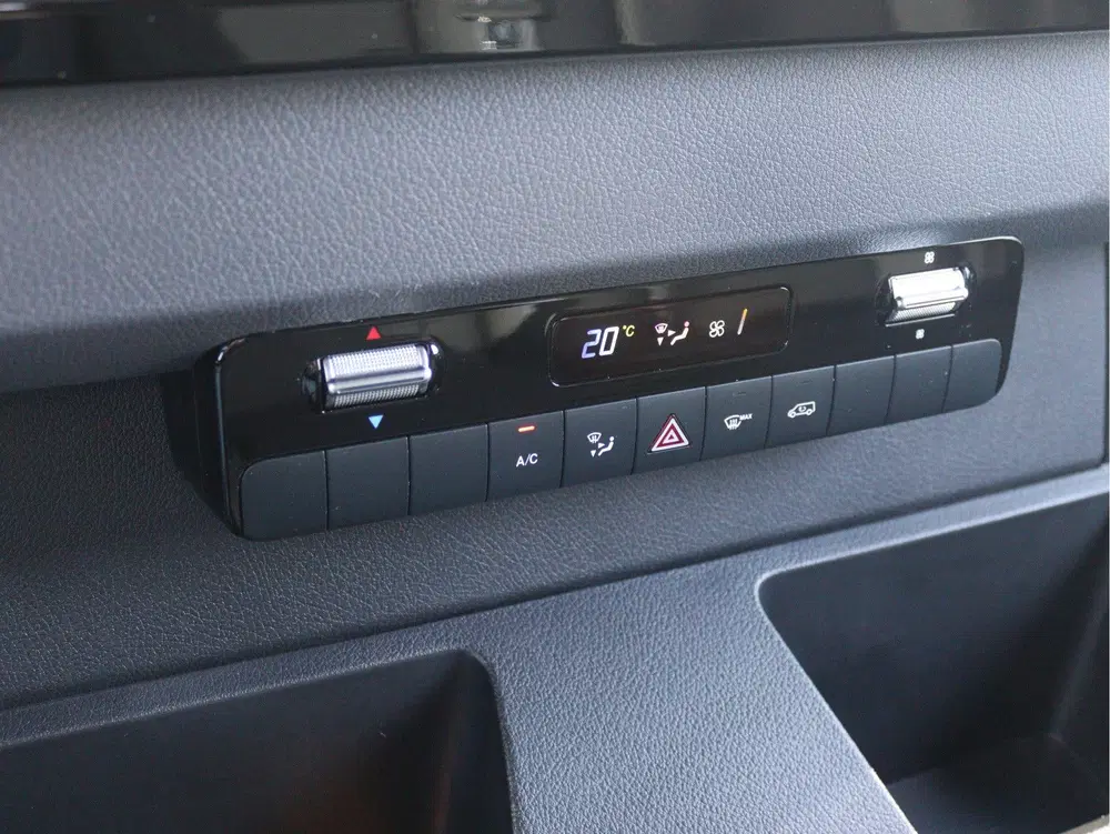 Mercedes-Benz Sprinter 317 CDI L2H2 Pro uit 2024, foto 13