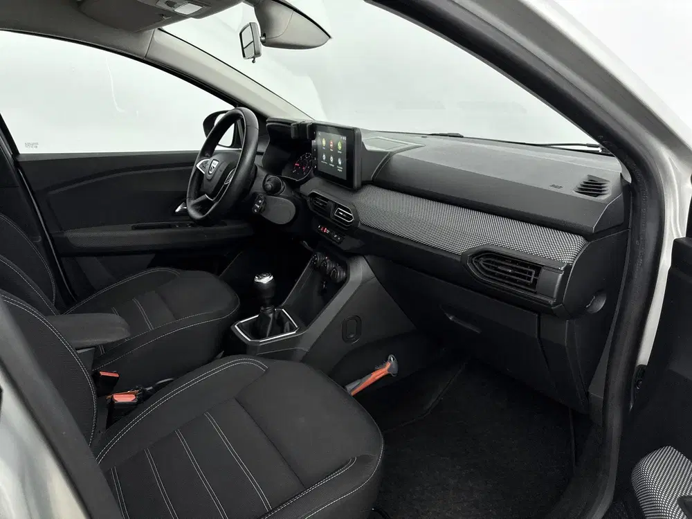 Dacia Jogger 1.0 TCe Bi-Fuel Comfort 5p. 100PK uit 2022, foto 12