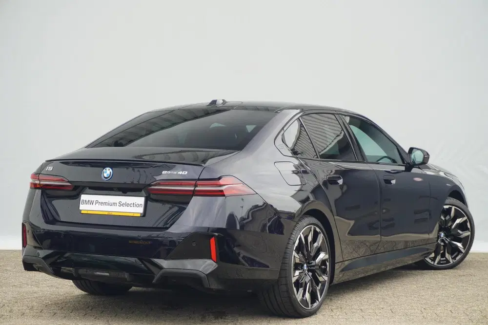 BMW i5 Sedan eDrive40 uit 2026, foto 2