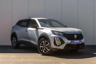 Peugeot 2008 1.2 Hybrid 136 Style uit 2025