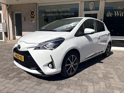 Toyota Yaris 1.5 VVT-i Dynamic Achteruitrij camera uit 2019