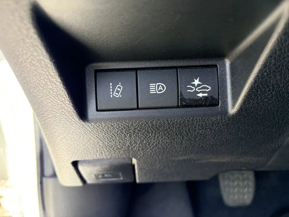 Toyota Yaris 1.5 VVT-i Dynamic Achteruitrij camera uit 2019, foto 8