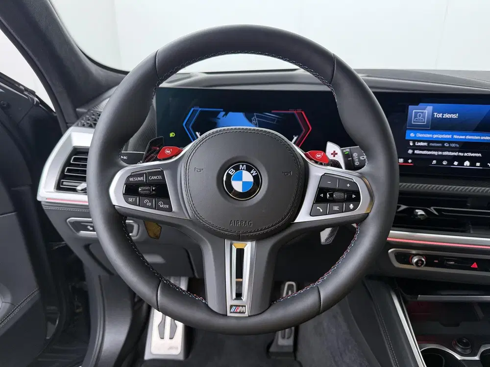 BMW XM PHEV 50e 30 kWh uit 2026, foto 2