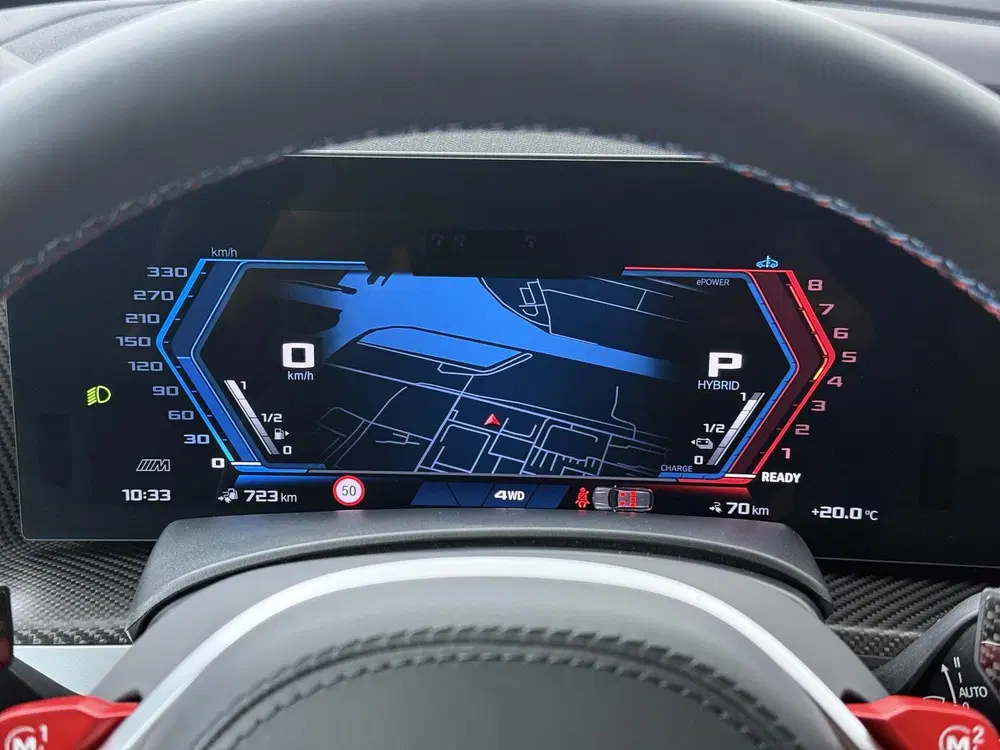 BMW XM PHEV 50e 30 kWh uit 2026, foto 3