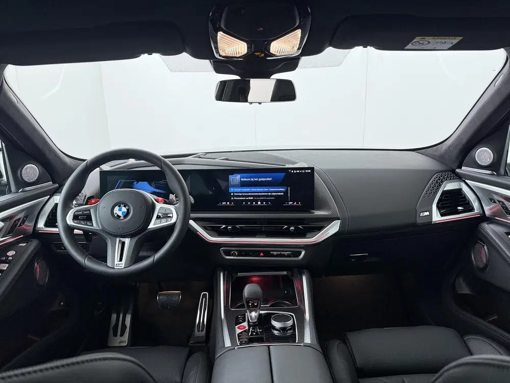 BMW XM PHEV 50e 30 kWh uit 2026, foto 5