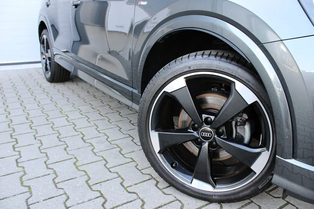 Audi Q2 35 TFSI S EDITION uit 2024, foto 13