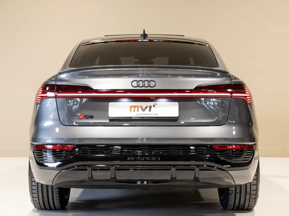 Audi Q8 50 quattro S-Line Edition 95 kWh SO uit 2023, foto 13