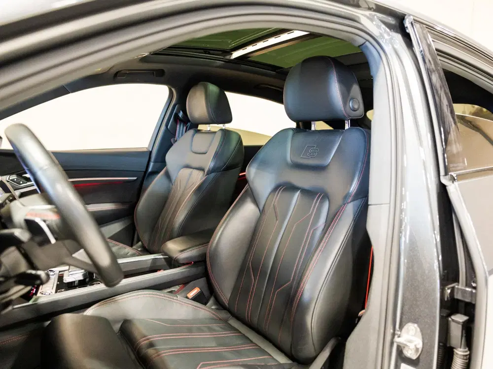 Audi Q8 50 quattro S-Line Edition 95 kWh SO uit 2023, foto 8