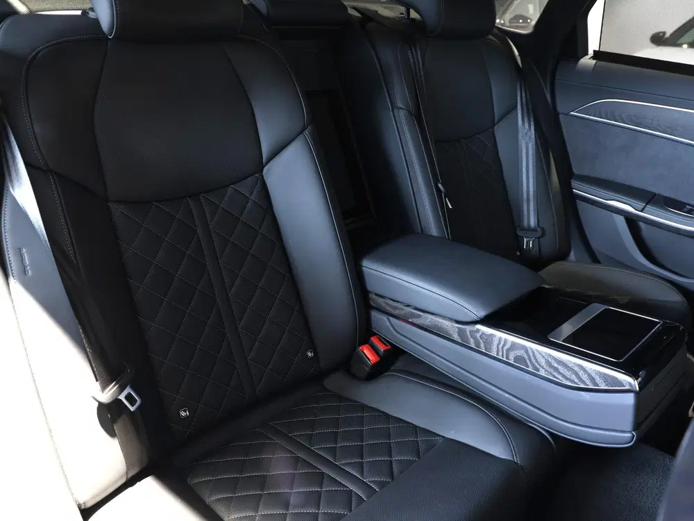 Audi A8 60 TFSI e quattro uit 2026, foto 9