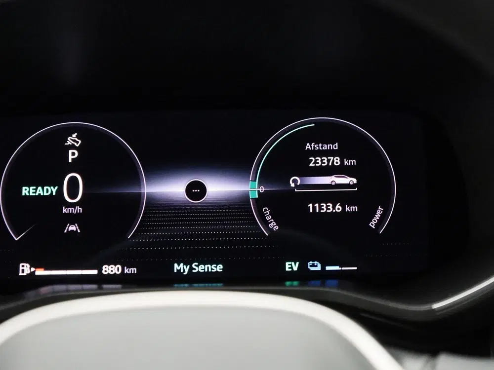 Renault Clio 1.6 E-Tech Full Hybrid 145 techno uit 2025, foto 8