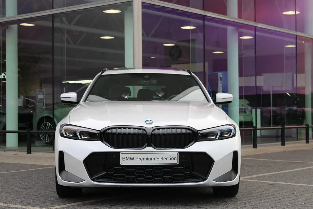 BMW 3-serie 330i xDrive Innovation pack uit 2025, foto 10