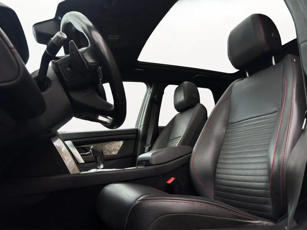 Land Rover Discovery Sport P300e 309PK R-Dynamic HSE Pano He uit 2020, foto 10
