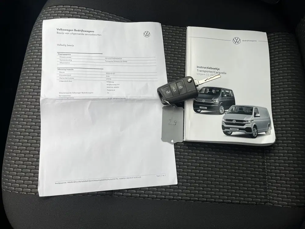 Volkswagen Transporter 2.0 TDI L2H1 DC 150pk Airco Cruise co uit 2023, foto 14