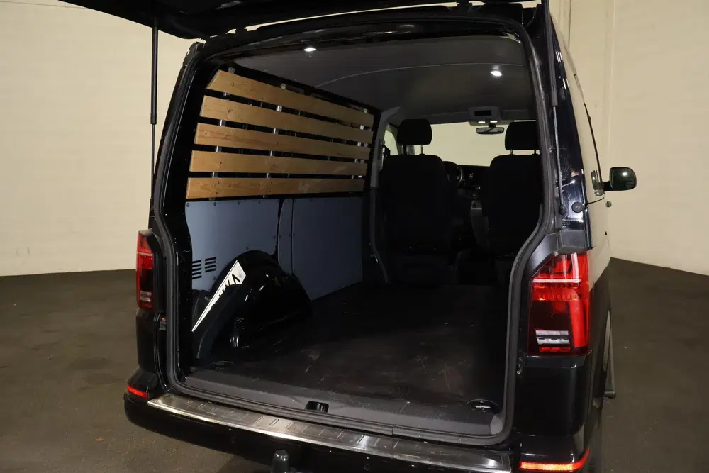Volkswagen Transporter 2.0 TDI L1 H1 4Motion Automaat Bulli uit 2023, foto 14