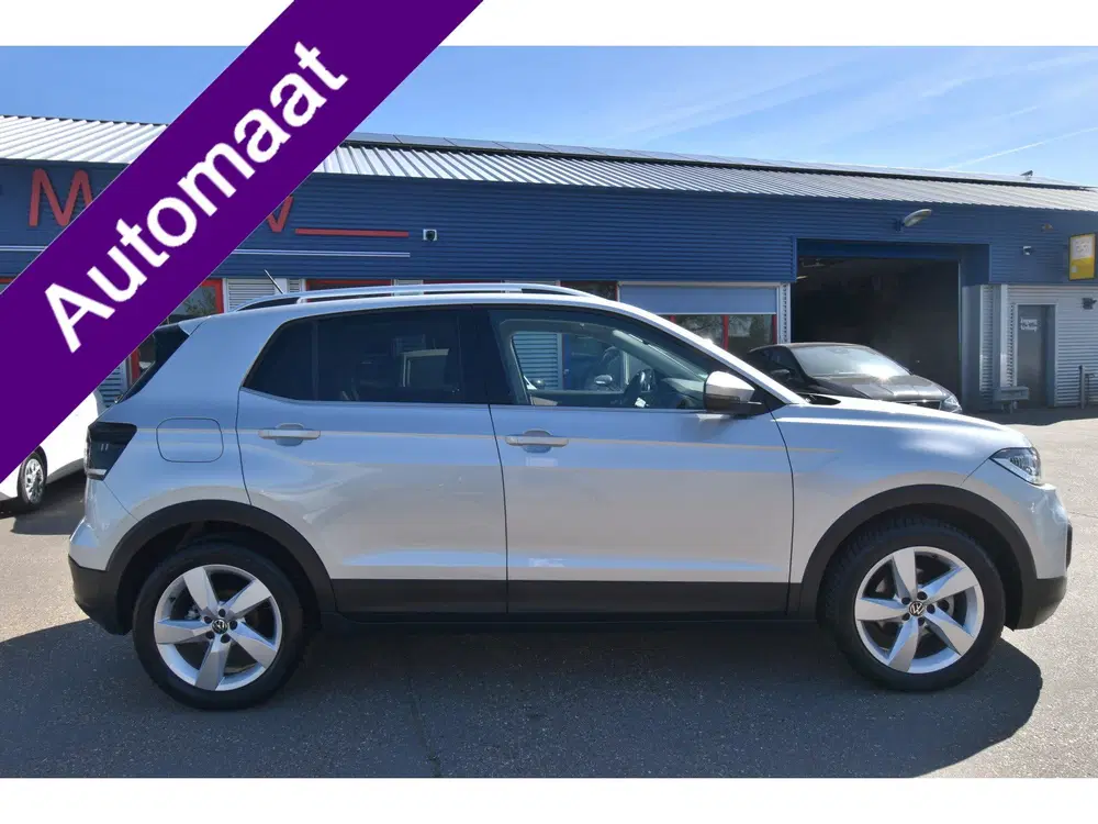 Volkswagen T-Cross 1.5 TSI Style uit 2021, foto 2