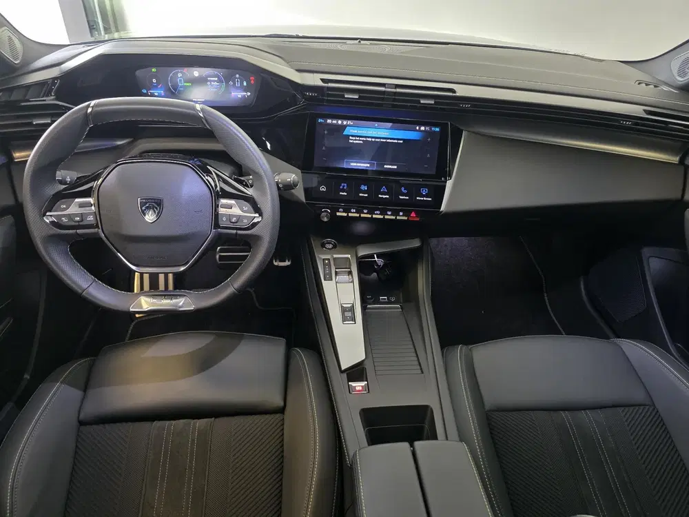 Peugeot 308 1.6 Plug-in Hybrid 180 GT uit 2024, foto 5