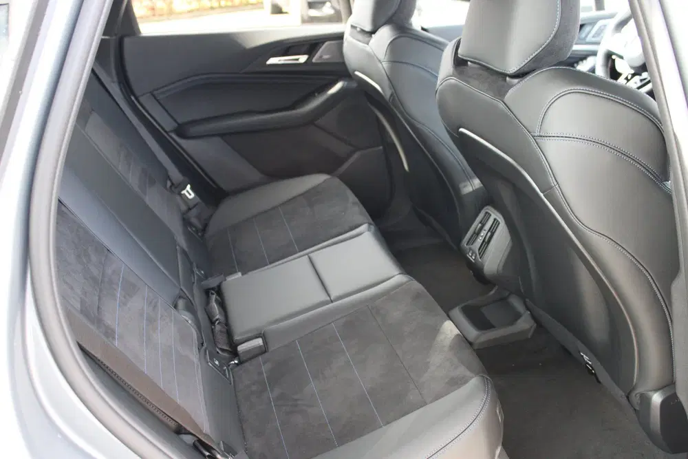 BMW 2-serie Active Tourer 225e xDrive M Sport Automaat uit 2026, foto 13