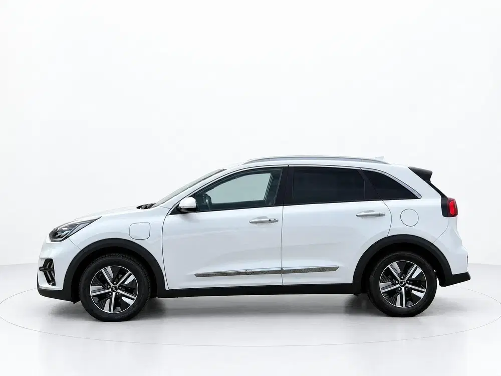 Kia Niro 1.6 GDi PHEV ExecutiveLine LEER uit 2021, foto 2