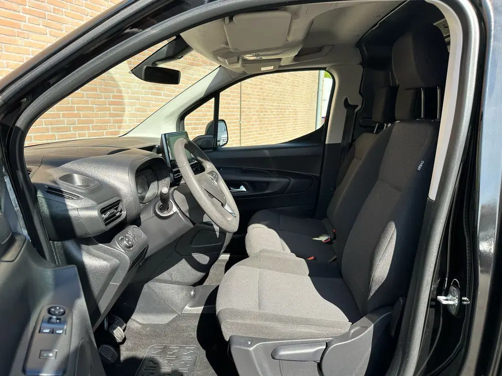Opel Combo 1.5D 102PK uit 2024, foto 5