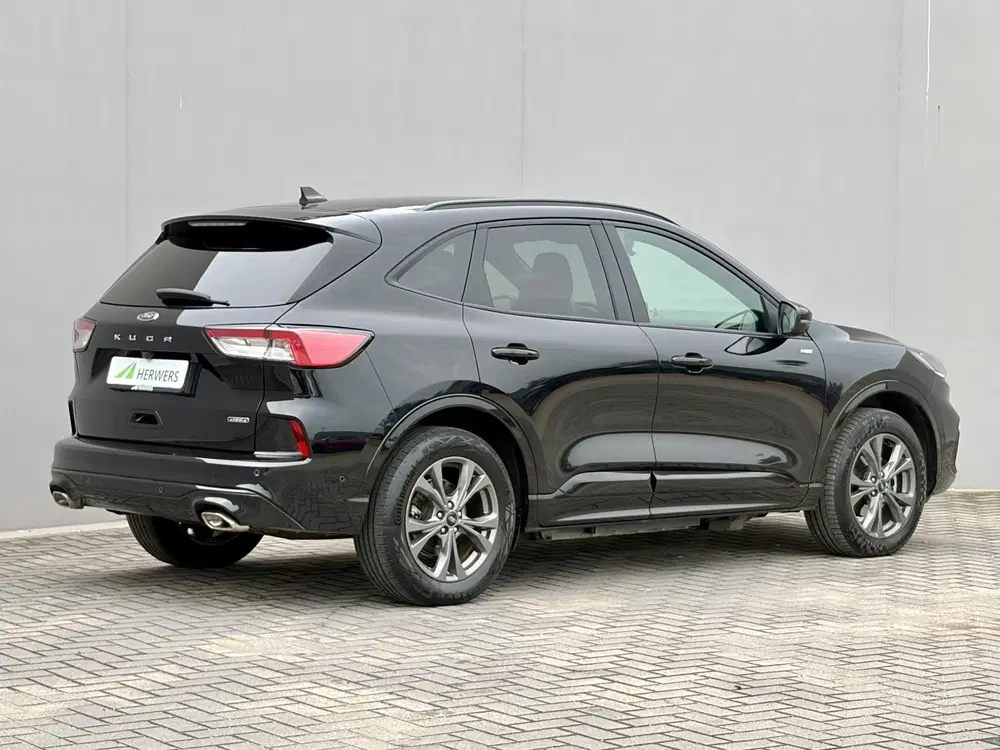 Ford Kuga 2.5 PHEV ST-Line X uit 2023, foto 3