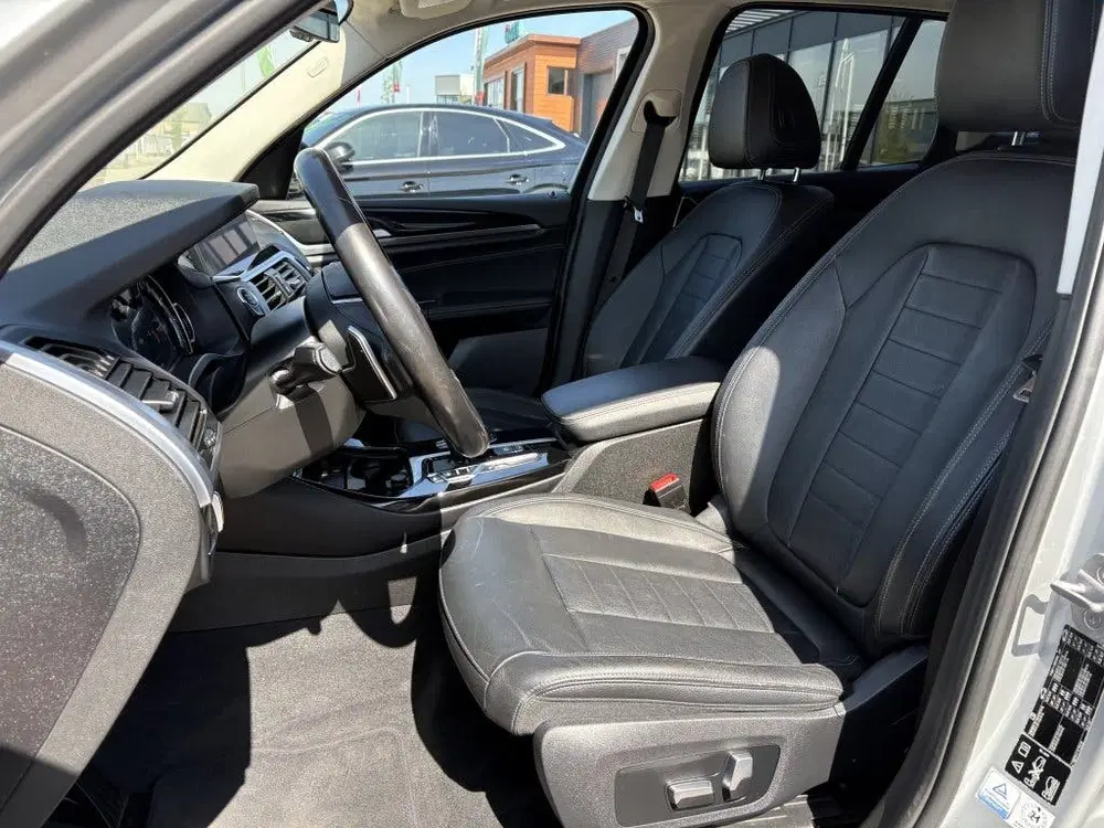 BMW X3 xDrive30i High Executive uit 2020, foto 6