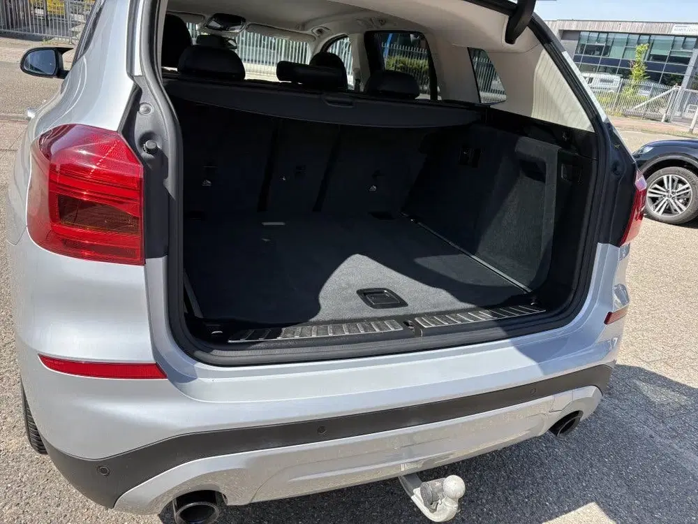 BMW X3 xDrive30i High Executive uit 2020, foto 9
