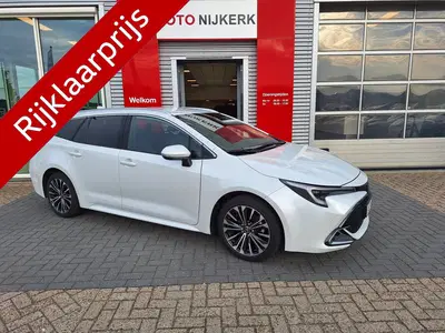 Toyota Corolla Hybrid 140 Dynamic Limited uit 2024