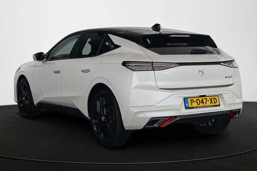DS Automobiles DS 4 DS 4 1.2 PureTech Performance Line Automaa uit 2022, foto 4