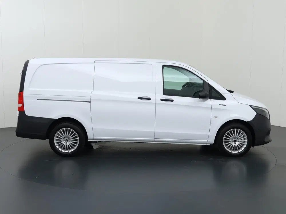 Mercedes-Benz Vito 112 Bestelwagen L2 66 kWh uit 2025, foto 6