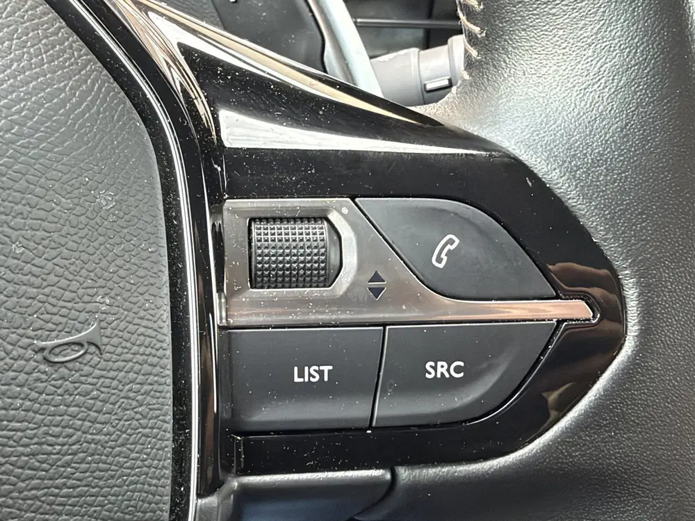 Peugeot 3008 1.2 PureTech Active Automaat uit 2022, foto 12