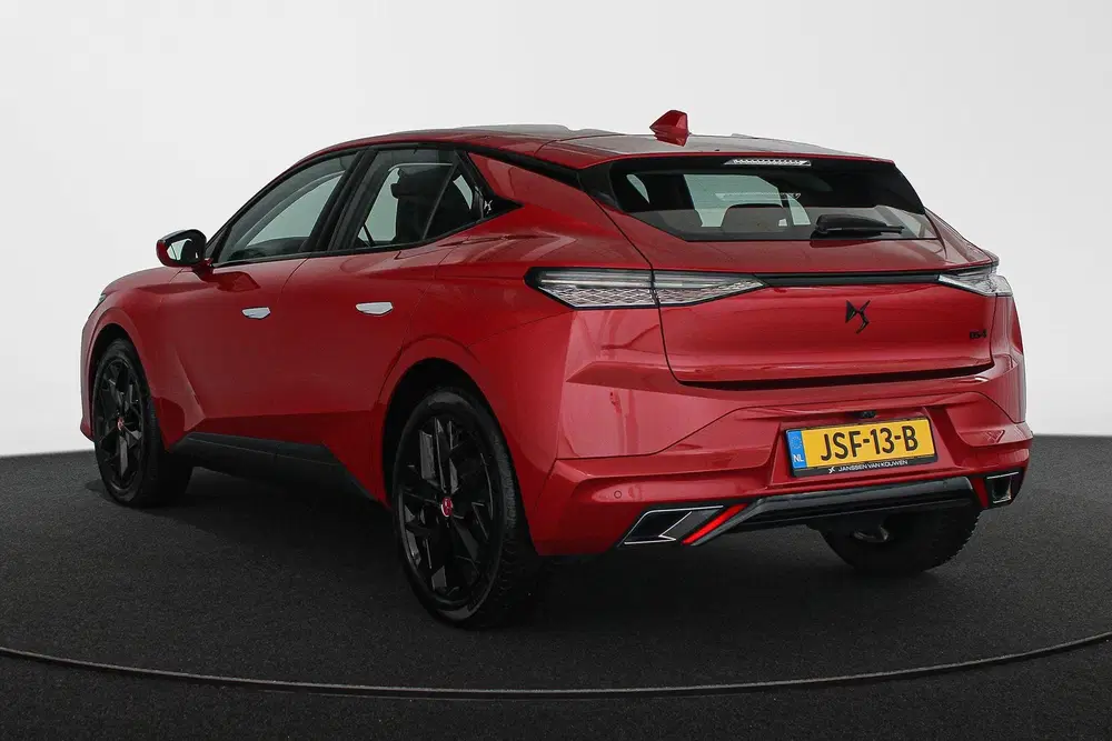 DS Automobiles DS 4 DS 4 1.2 PureTech Performance Line Automaa uit 2023, foto 4