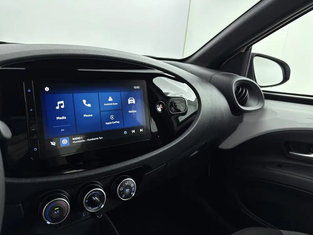 Toyota Aygo X 1.0 VVT-i MT Play *DEMO* uit 2024, foto 7