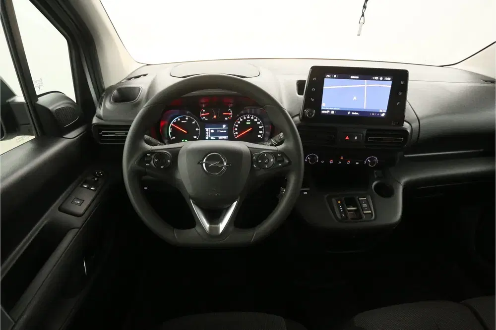 Opel Combo 50 kWh 136PK uit 2023, foto 2