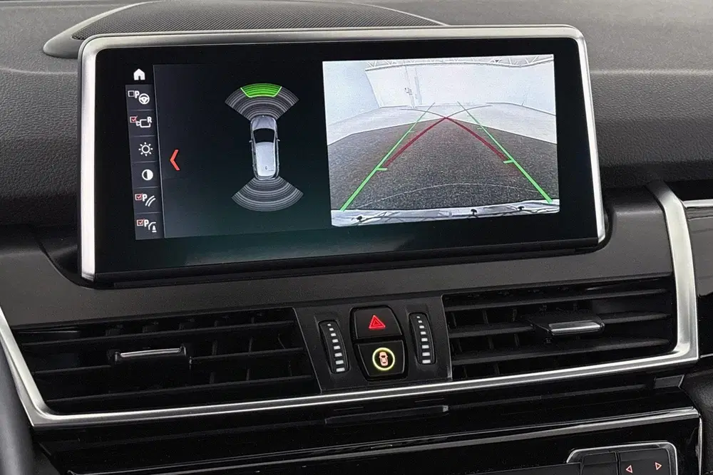 BMW 2-serie Active Tourer 218i High Executive Edition uit 2020, foto 15