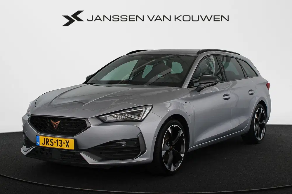 Cupra Leon 1.4 e-Hybrid Achteruitrijcamera 18" uit 2023