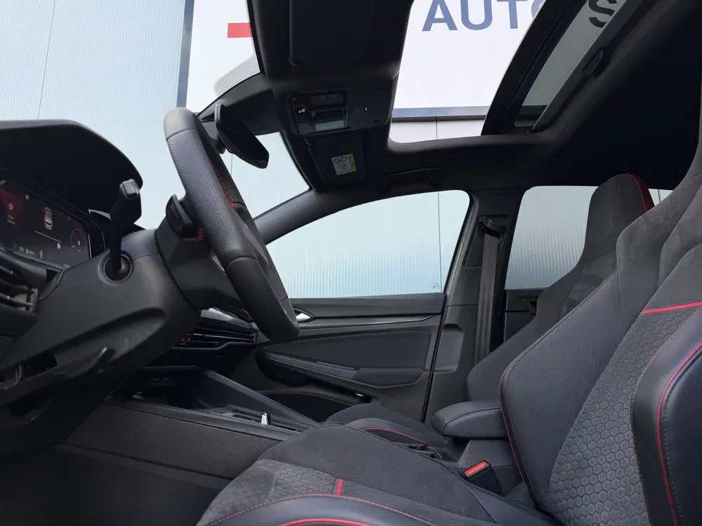 Volkswagen Golf 2.0 TSI GTI Performance Schuifdak uit 2021, foto 12