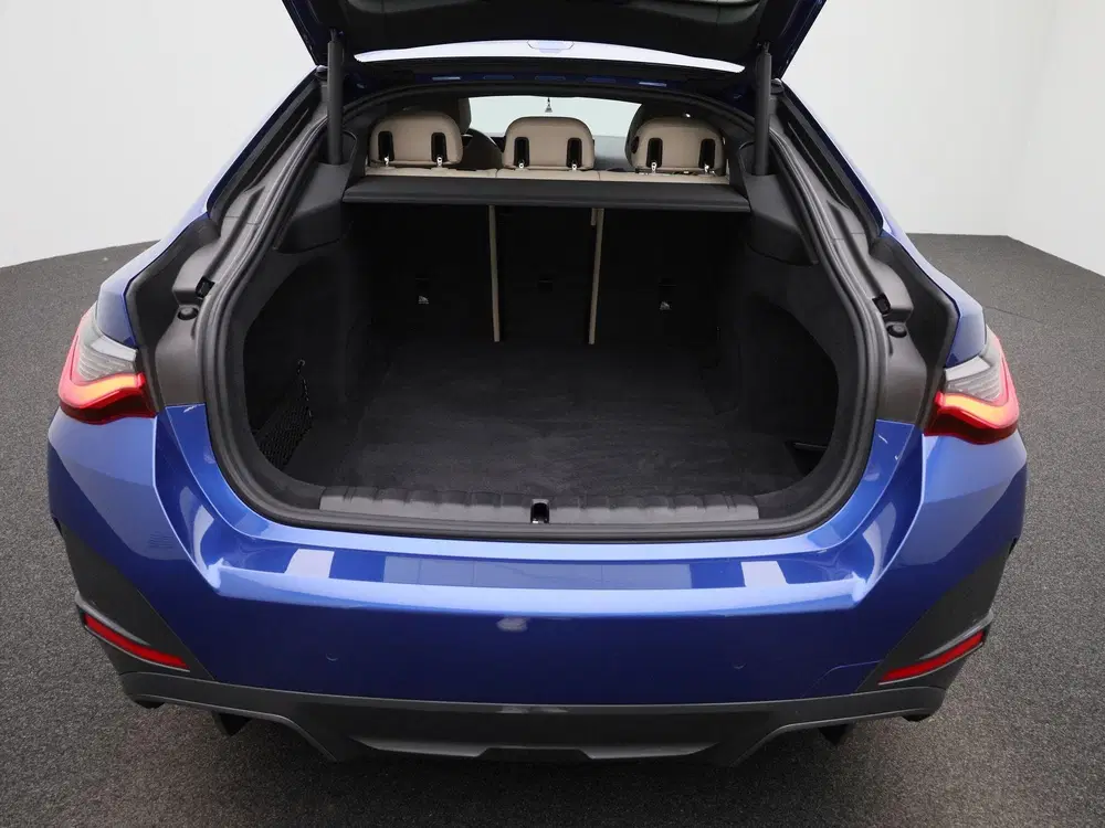 BMW i4 eDrive35 M-Sport 70 kWh uit 2024, foto 13