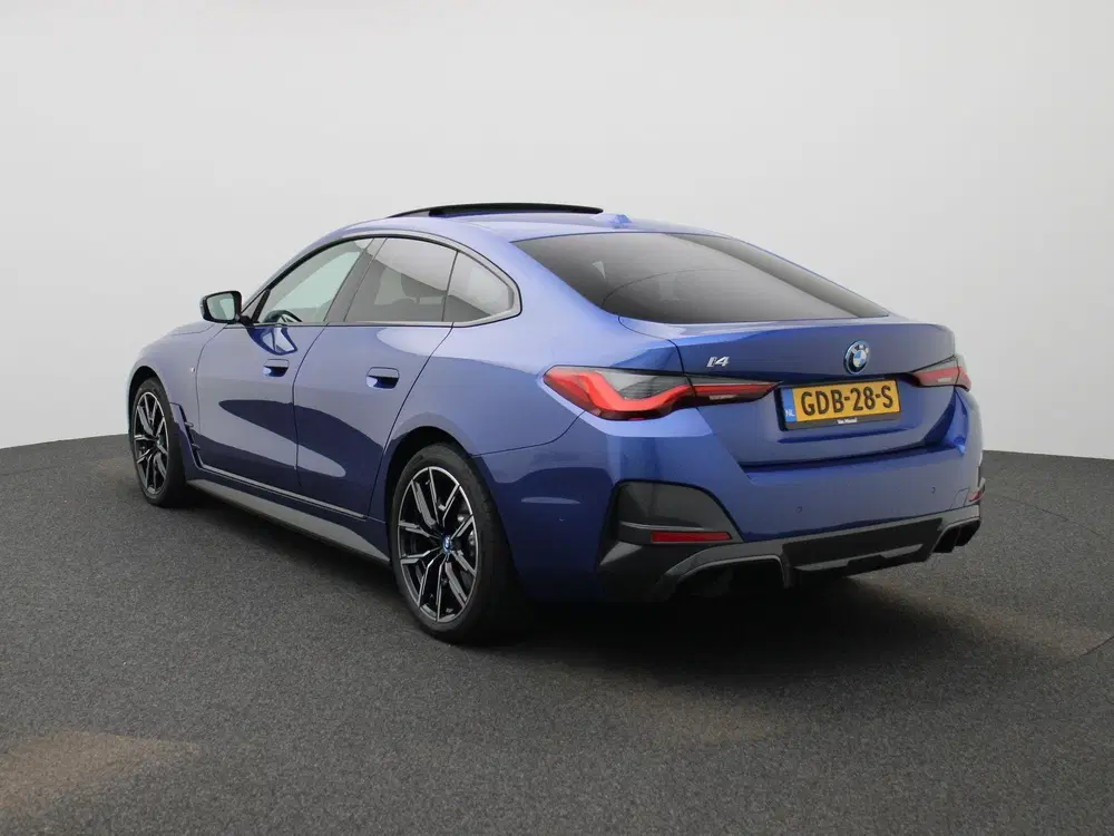 BMW i4 eDrive35 M-Sport 70 kWh uit 2024, foto 4