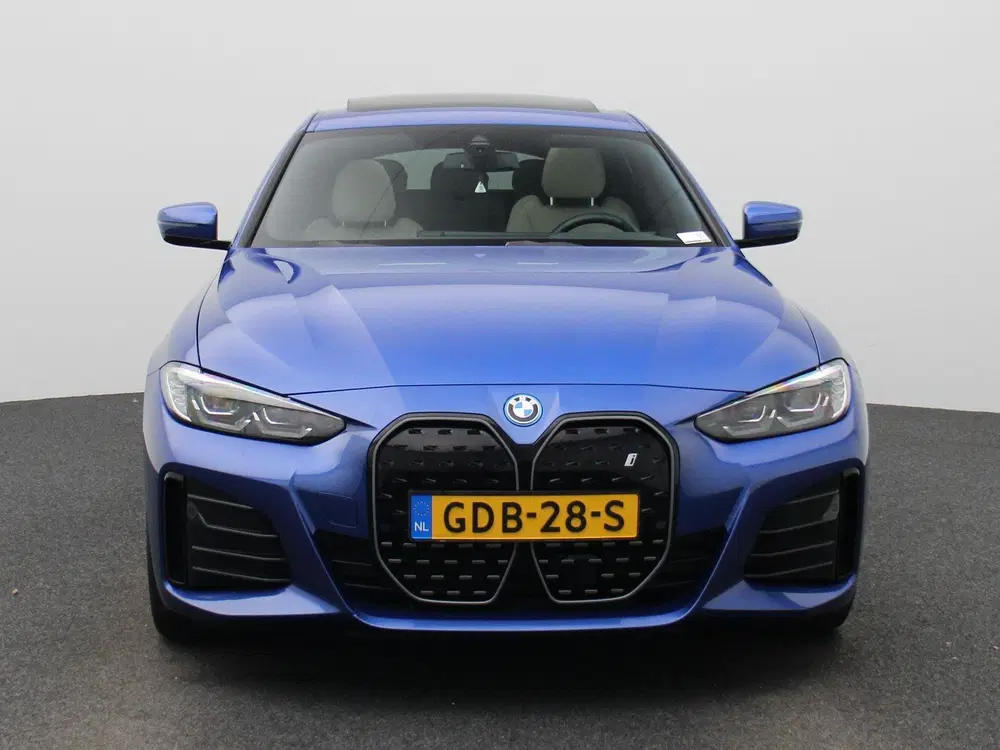 BMW i4 eDrive35 M-Sport 70 kWh uit 2024, foto 5