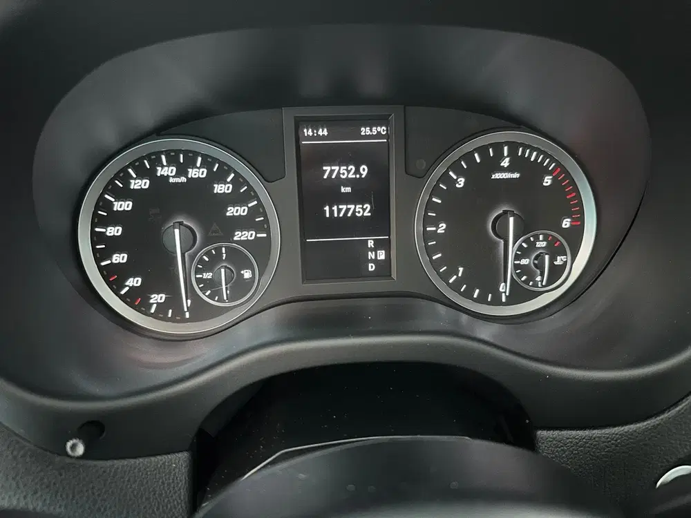Mercedes-Benz Vito 114 CDI Lang uit 2022, foto 11