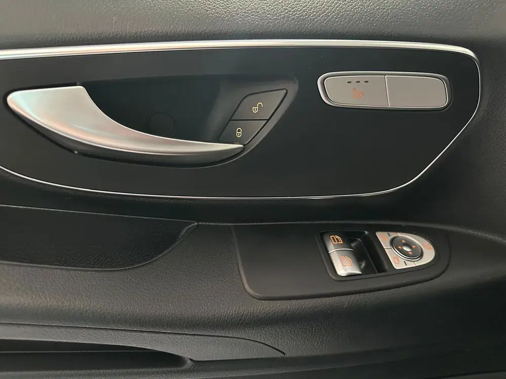 Mercedes-Benz Vito 114 CDI Lang uit 2022, foto 14