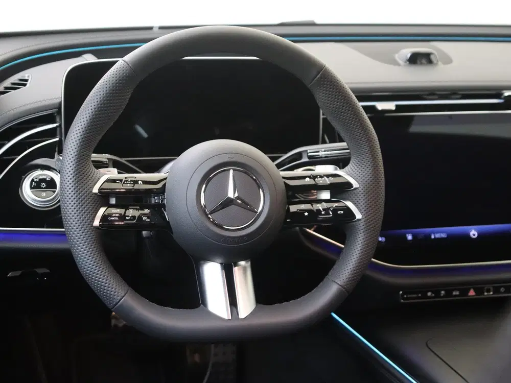 Mercedes-Benz E-Klasse 400 e 4MATIC AMG Line uit 2026, foto 10