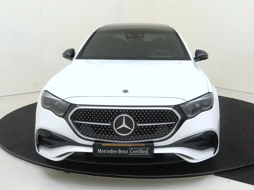 Mercedes-Benz E-Klasse 400 e 4MATIC AMG Line uit 2026, foto 6