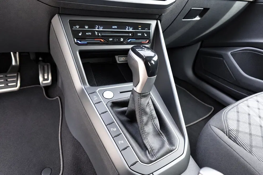Volkswagen Polo 1.0 TSI R-Line KEYLESS IQ.LIGHT PANO VOL uit 2022, foto 15