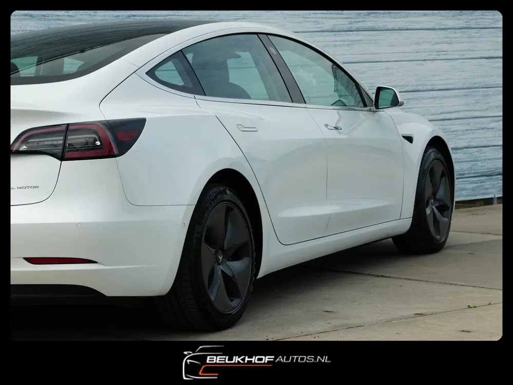Tesla Model 3 Long Range AWD 75 kWh Leer uit 2019, foto 13