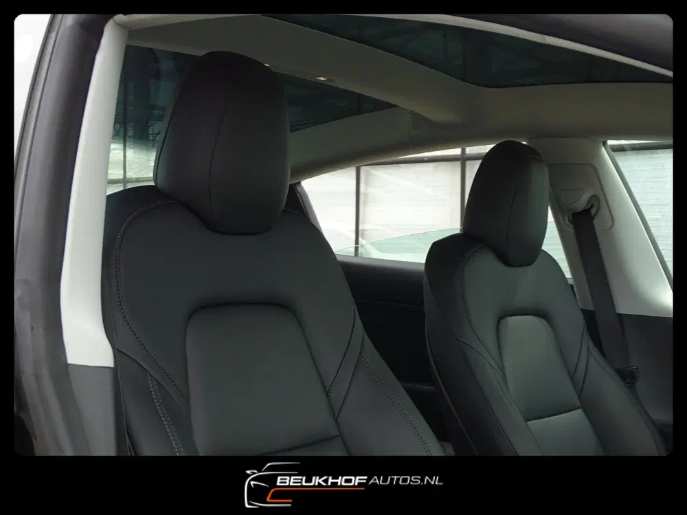 Tesla Model 3 Long Range AWD 75 kWh Leer uit 2019, foto 2