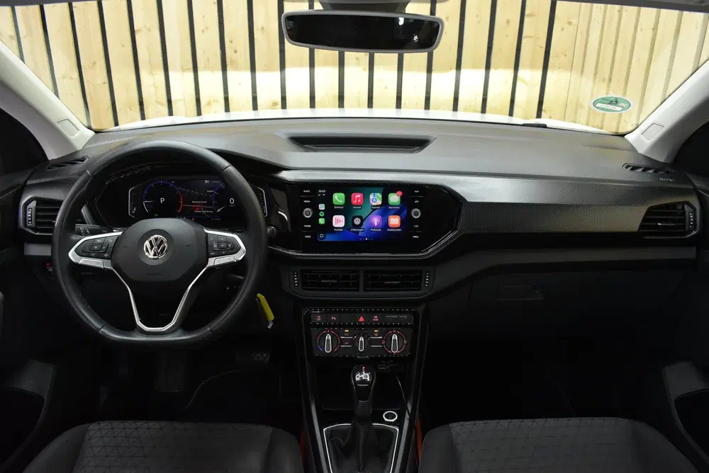 Volkswagen T-Cross 1.0 TSI Life 2e eig NL-Auto R-Line Carpla uit 2019, foto 3